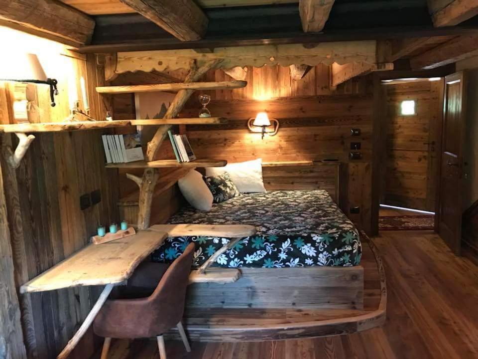 Bed & Breakfast Anisor - Parblanc La Salle Exterior foto